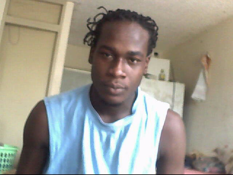 Date this hard body Jamaica man Crazykis from Longville Park JM18
