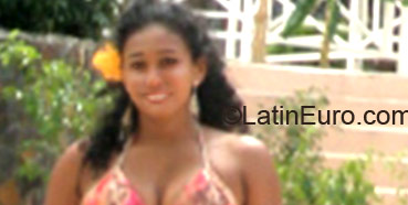 Date this foxy Colombia girl Verlys from Cartagena CO20540