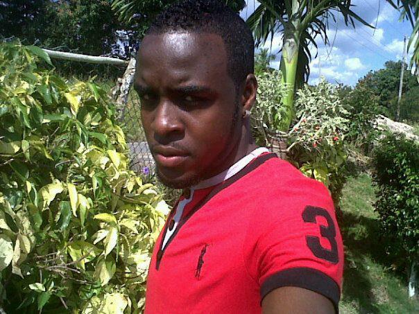 Date this charming Jamaica man Cutejahvea from Maypen JM705