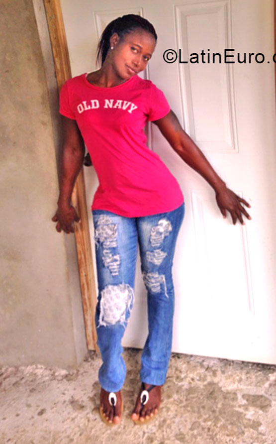 Date this gorgeous Jamaica girl Nickesha from St James JM2688