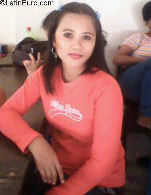 Date this foxy Philippines girl Irisih from Cebu City PH786