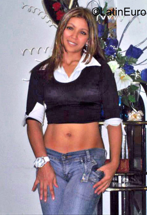 Date this sultry Colombia girl Patricia from Bogota CO17913
