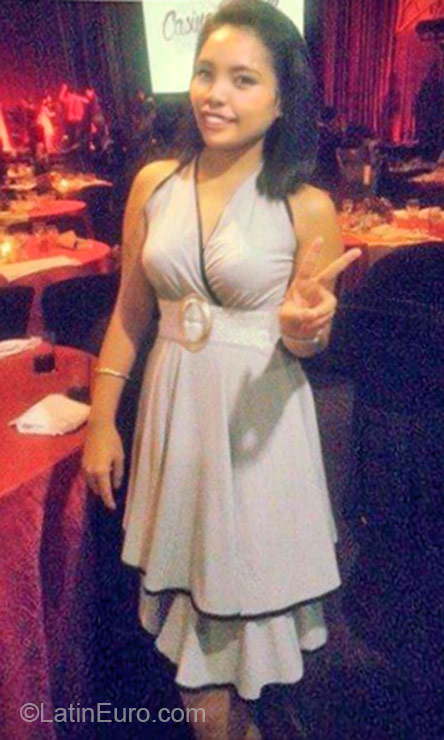 Date this good-looking Philippines girl Marie from Taytay PH832