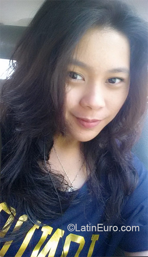 Date this gorgeous Philippines girl Wendy from Manila PH842