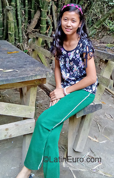 Date this attractive Philippines girl Jenefer from Batangas City PH848