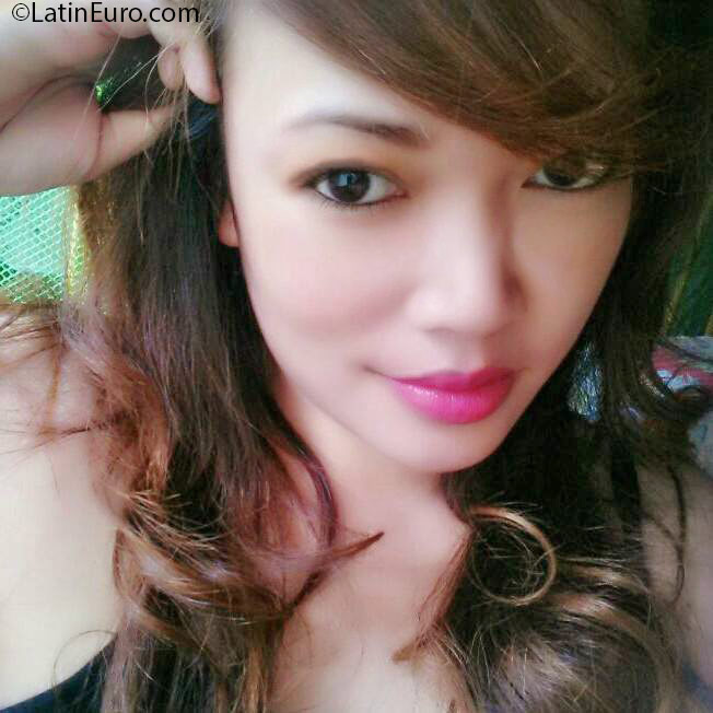 Date this cute Philippines girl Riane from San Pablo City PH873