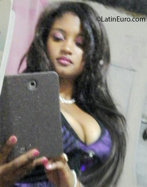 Date this passionate Dominican Republic girl Jennie from Santo Domingo DO24928