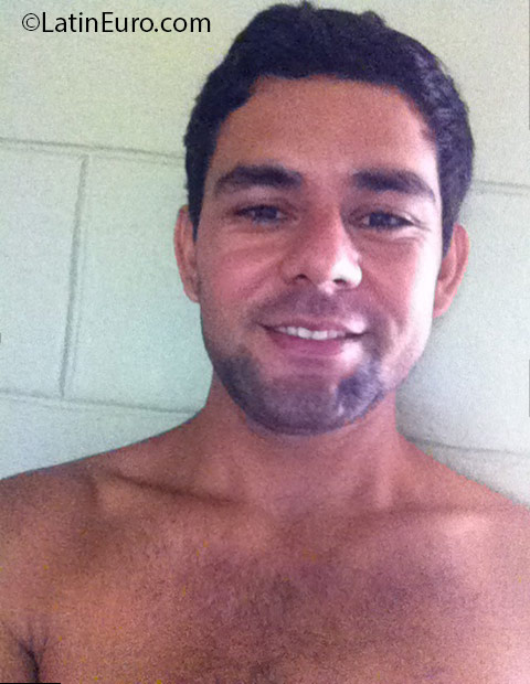 Date this hot Honduras man Luis from El Progreso HN2108