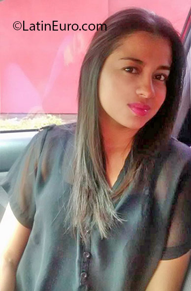 Date this lovely Honduras girl Mariana from San Pedro Sula HN2139