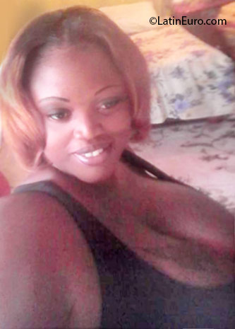 Date this gorgeous Jamaica girl Melony from Kingston JM2312