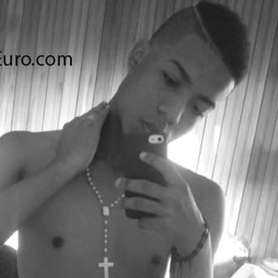Date this sensual Dominican Republic man Eimer from Santo Domingo DO25827