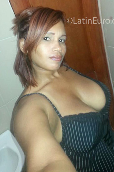 Date this happy Dominican Republic girl Marilin from Puerto Plata DO25829