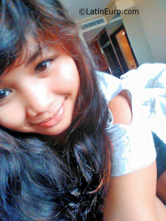 Date this cute Philippines girl Jennifer from Quezon City PH907