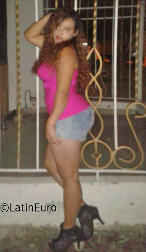 Date this funny Colombia girl Darling noriega from Barranquilla CO19054