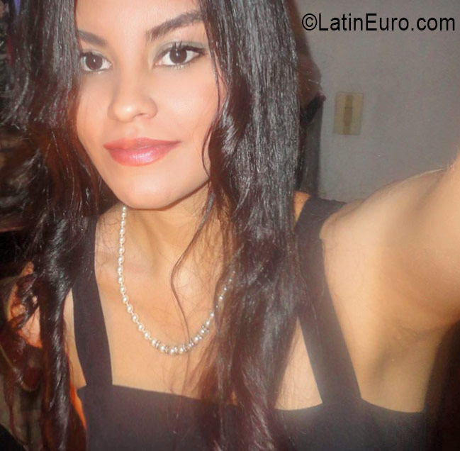 Date this tall Colombia girl Katherine from Bogota CO19492