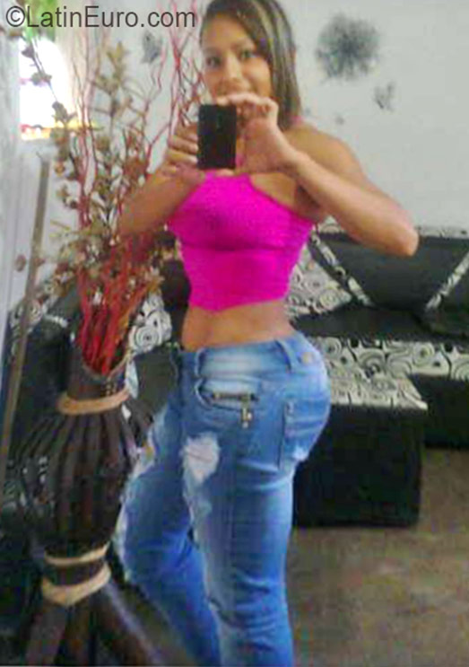 Date this happy Colombia girl Solanyi from Medellin CO19518