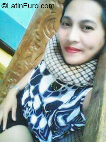 Date this attractive Philippines girl Eden from Mauswagon Cabanglasan PH930