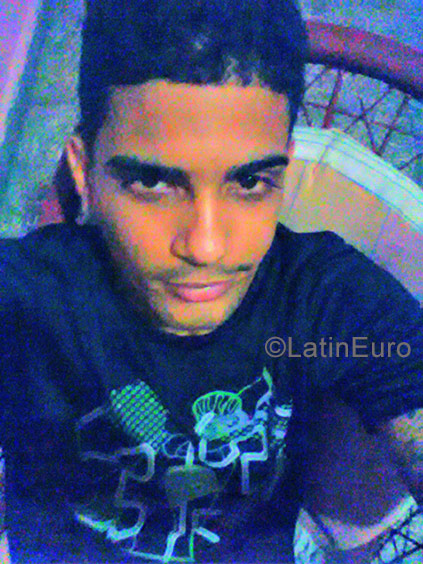 Date this gorgeous Dominican Republic man Brian from San Pedro de Macoris DO26843