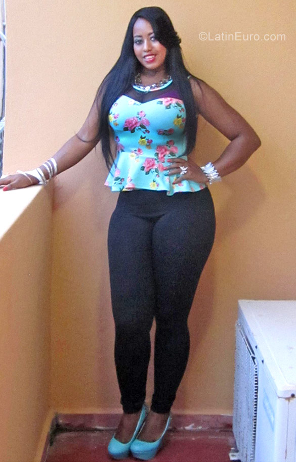 Date this young Dominican Republic girl Jaquelin from Santo Domingo DO26966