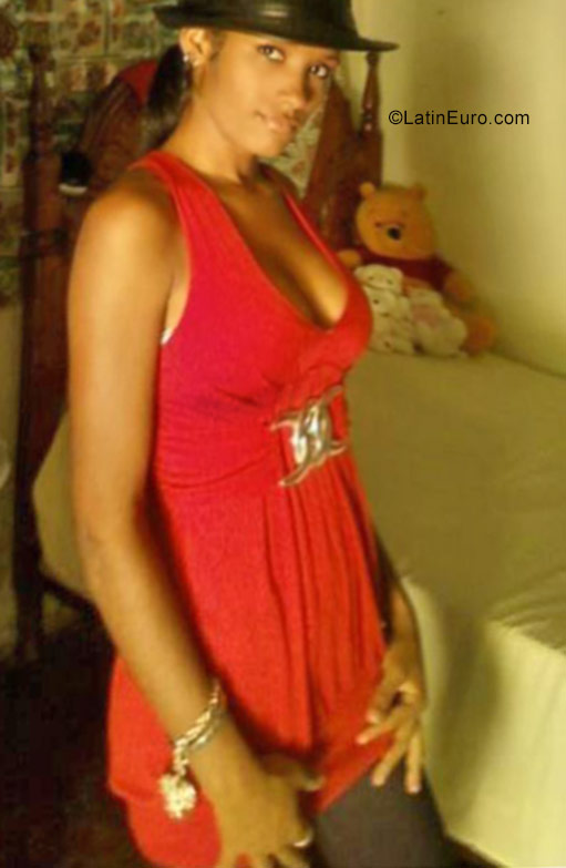 Date this young Dominican Republic girl Ana elizabeth from La Vega DO27099