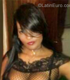 Date this hard body Dominican Republic girl Luz from Santo Domingo DO27199