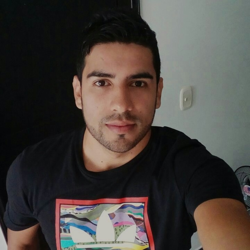 Date this georgeous Colombia man Hector from Bucaramanga CO20109