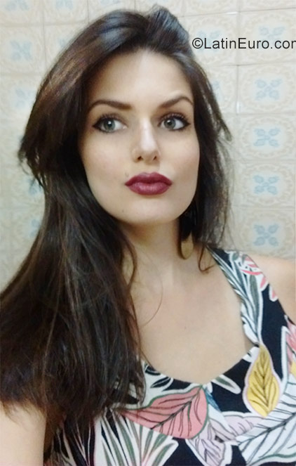 Date this stunning Brazil girl Caroline from Campinas BR9923