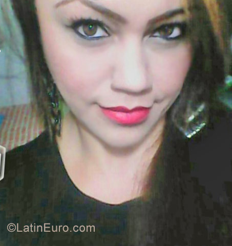 Date this young Colombia girl Marcela from Medellin CO20735