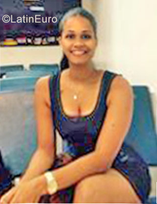 Date this tall Dominican Republic girl Nelitzia from Bonao DO28069