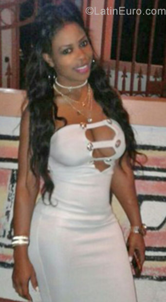 Date this funny Jamaica girl Shanie from Montego Bay JM2424