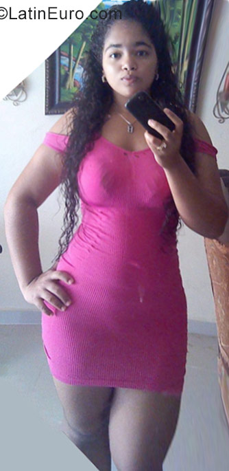 Date this stunning Dominican Republic girl Betania from Puerto Plata DO28244