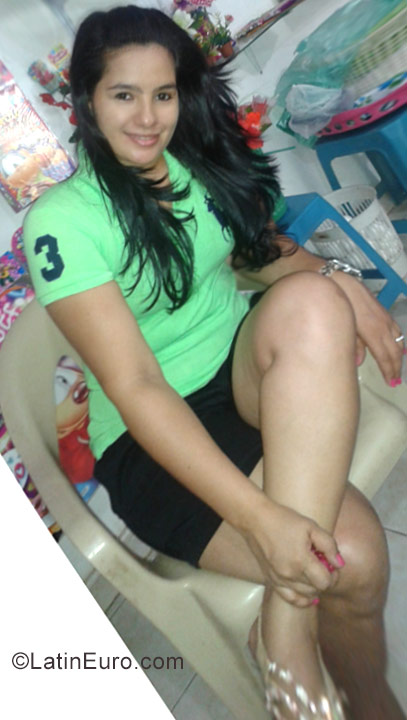 Date this cute Colombia girl Maria from Valledupar CO21113