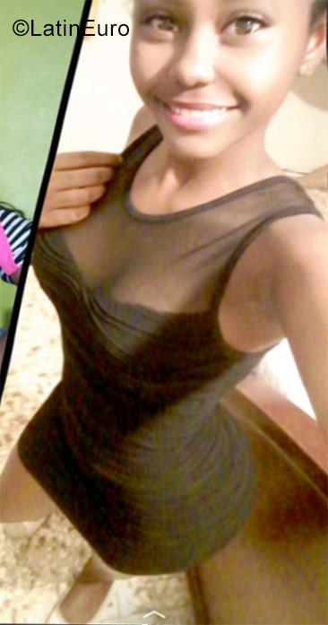 Date this beautiful Dominican Republic girl Josoie from Santo Domingo DO28273