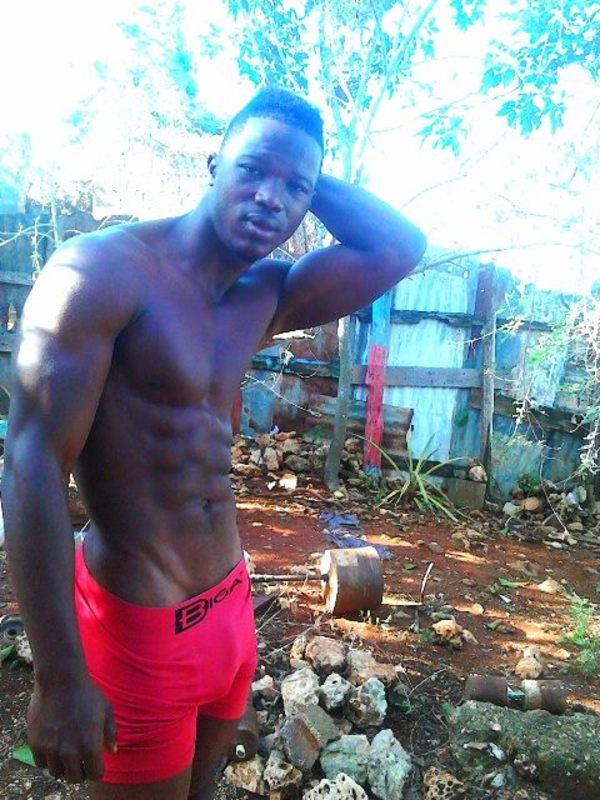 Date this sensual Dominican Republic man Eduardo from Santo Domingo DO28297