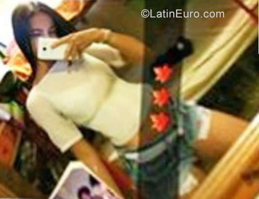Date this tall Colombia girl Ailyn from Barranquilla CO21175