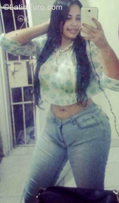 Date this hard body Dominican Republic girl Lissette from Santo Domingo DO28419