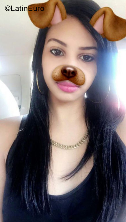 Date this charming Dominican Republic girl Lisbeth from Santo Domingo DO28484