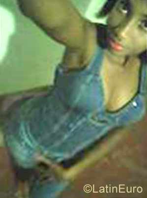 Date this exotic Dominican Republic girl Diana from Santo Domingo DO28522
