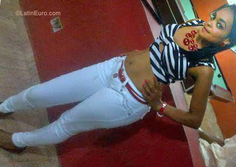 Date this young Dominican Republic girl Rosy from Santo Domingo DO29120