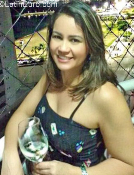 Date this cute Brazil girl Lucvania from Fortaleza BR10086