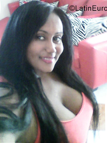 Date this tall Dominican Republic girl YENNY from Santo Domingo DO29275