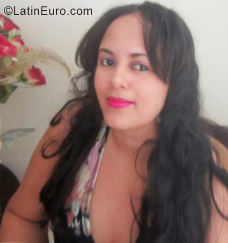 Date this exotic Dominican Republic girl Patricia from Santiago DO29283