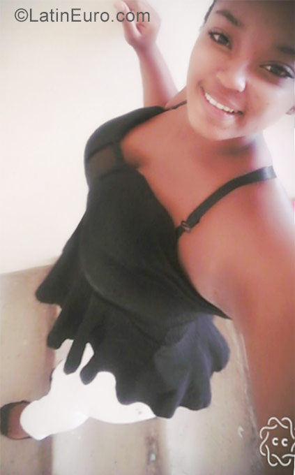 Date this exotic Dominican Republic girl Maria from Santo Domingo DO29418