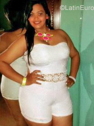 Date this delightful Dominican Republic girl Yasmin from Santo Domingo DO29436