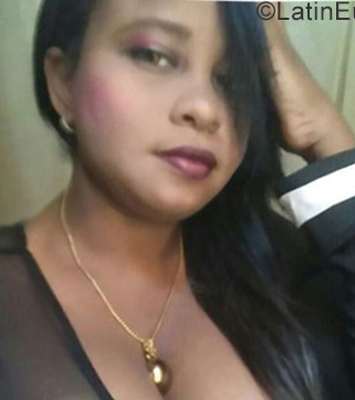 Date this pretty Dominican Republic girl Gelicia merlin from Mao DO29622