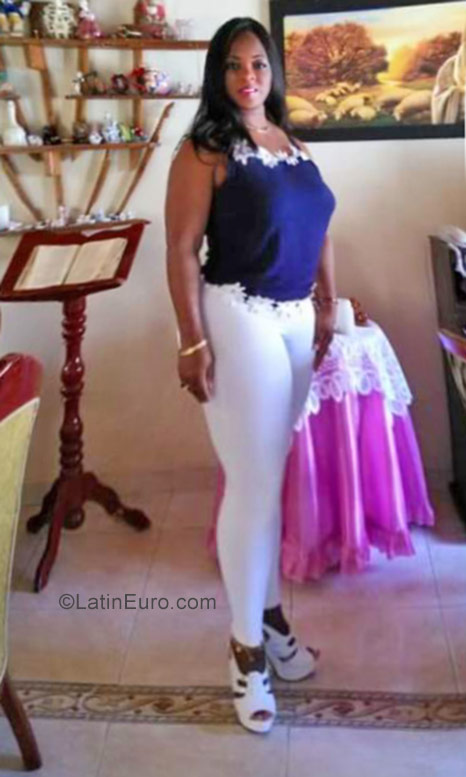 Date this athletic United States girl RUBY from NORTH LAUDERDALE US20674