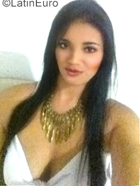 Date this nice looking Colombia girl Ana maria from Medellin CO22024