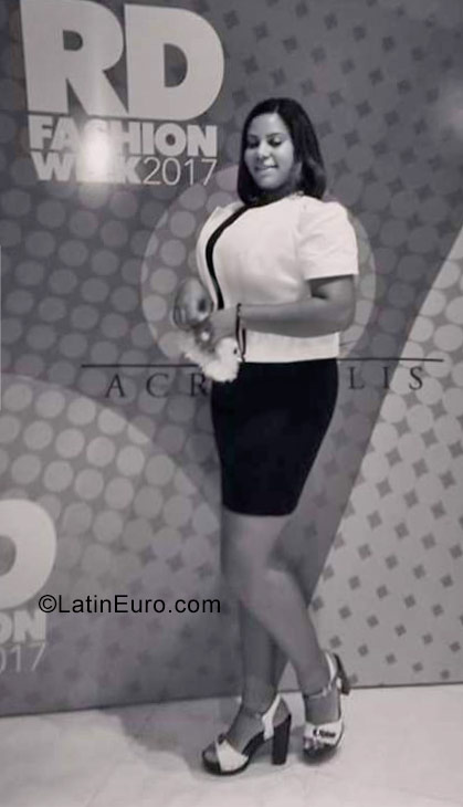 Date this exotic Dominican Republic girl Jlissette from Santo Domingo DO29813