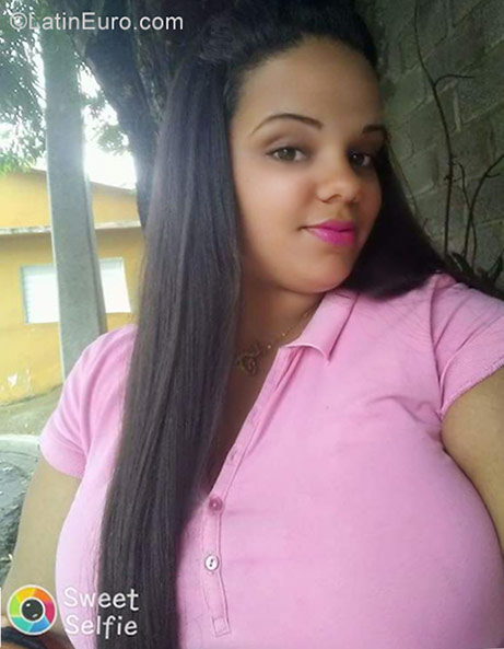 Date this voluptuous Dominican Republic girl Luisa from Santiago DO29831