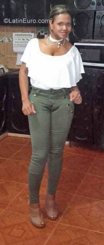 Date this attractive Colombia girl Johannita jay from San Andres Isla CO22126